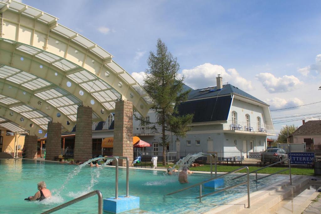 Strand Hotel Bogács 외부 사진